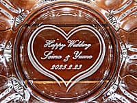 uHappy weddingAVYƐVw̖OA̓tvʂɒAjp̃KXDM