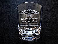 社長就任祝い用の名入れロックグラス（会社名 Congratulations new president 新社長の名前 日付をグラス側面に彫刻）